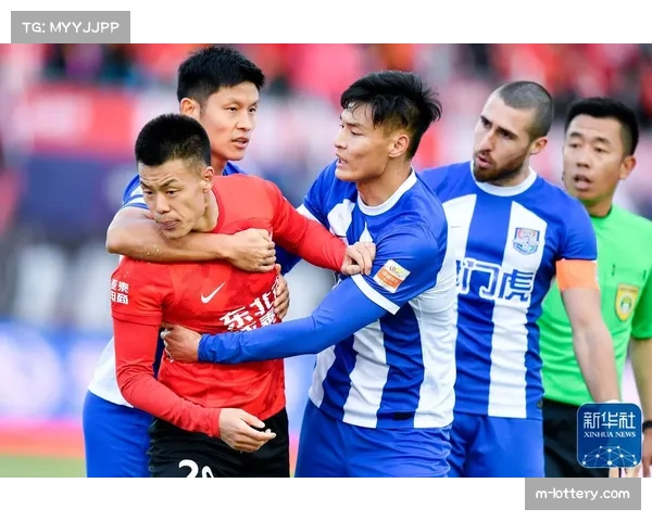 亚泰半场领先津门虎，乌龙与进球暴露防守漏洞